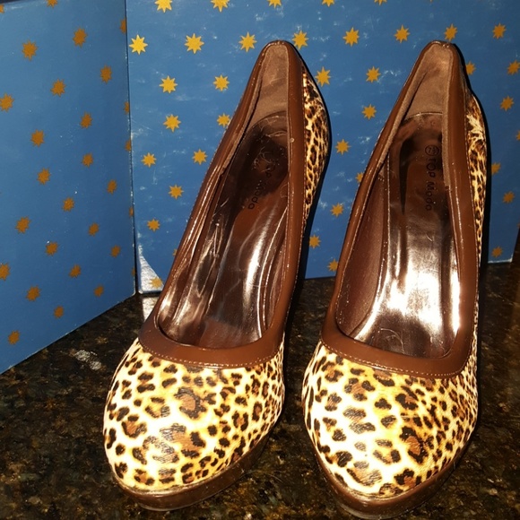 CHEETAH! Top Moda Heels - Picture 3 of 6